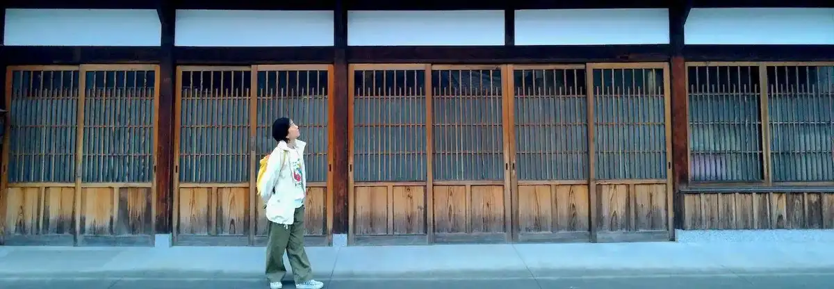 Strolling back in time