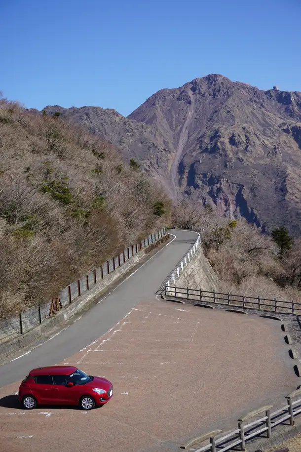 Rental car parked at Unzen Nita Pass